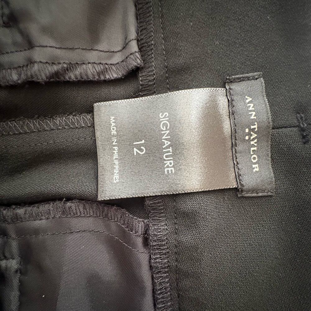Ann Taylor Signature Black Trousers - Picture 3 of 4